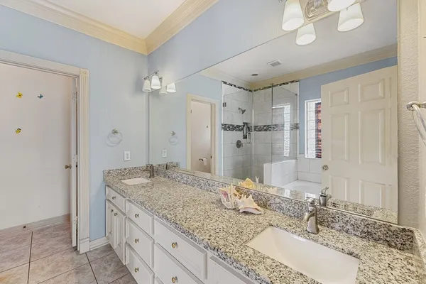 $2,500 | 6907 Keats Street, Houston, TX 77085