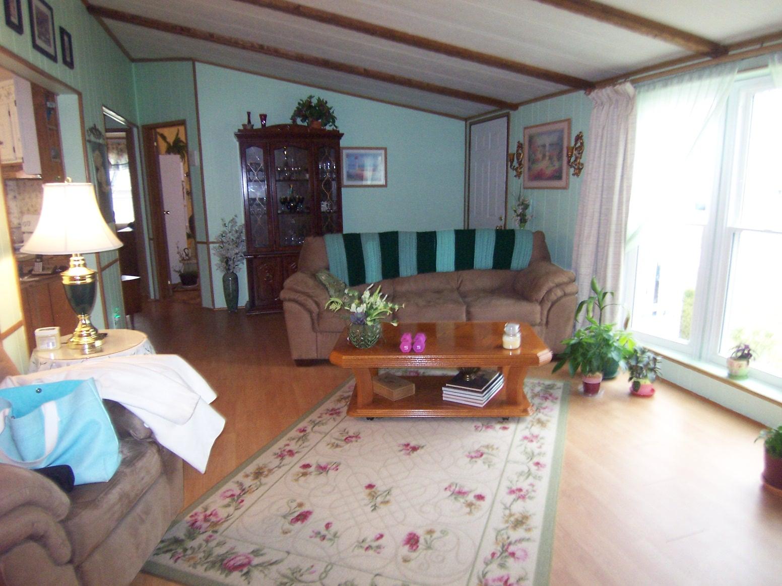 330 Rugby Road Crossville, TN 38558 - Photo 4 of 19 002