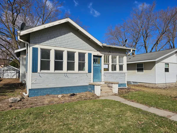 $165,000 | 202 5th Street Southeast, Montgomery, MN 56069