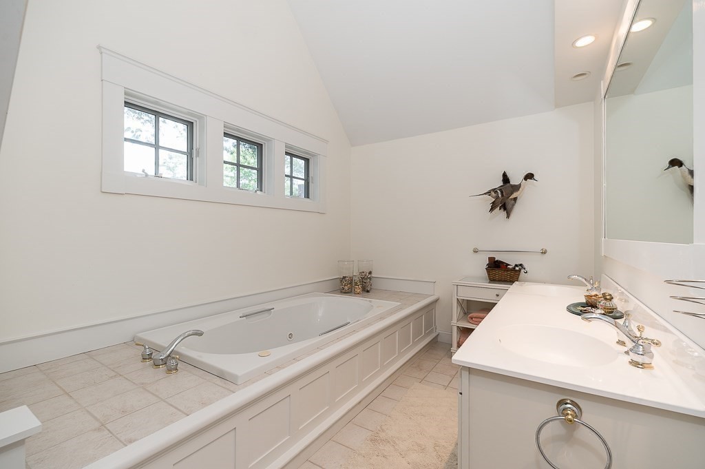 1 Bigwood Road Manchester, MA 01944 - Photo 16 of 34 Gallery Image 16