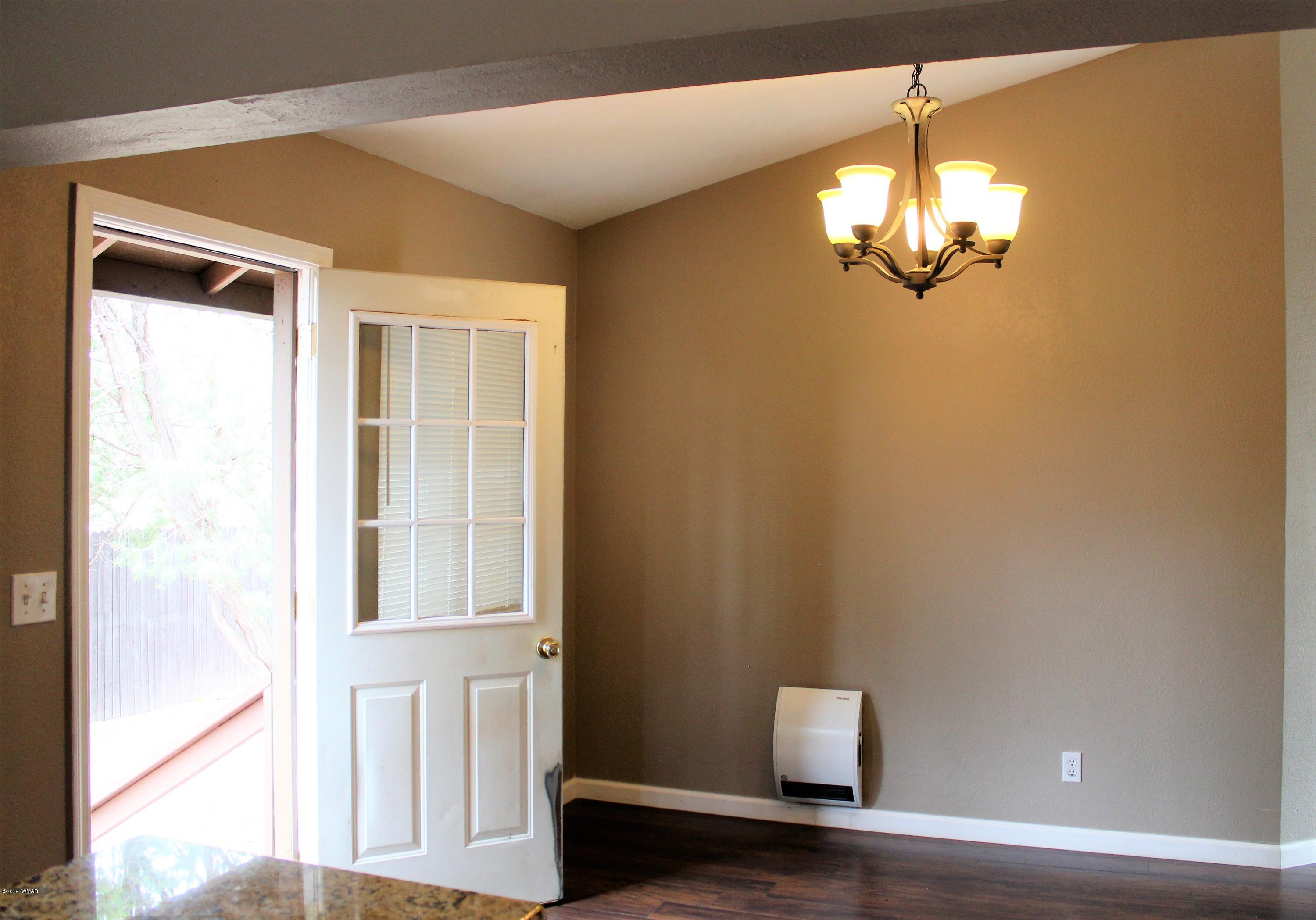1087 Rim View Drive Show Low, AZ 85901 - Photo 12 of 66 Gallery Image 12