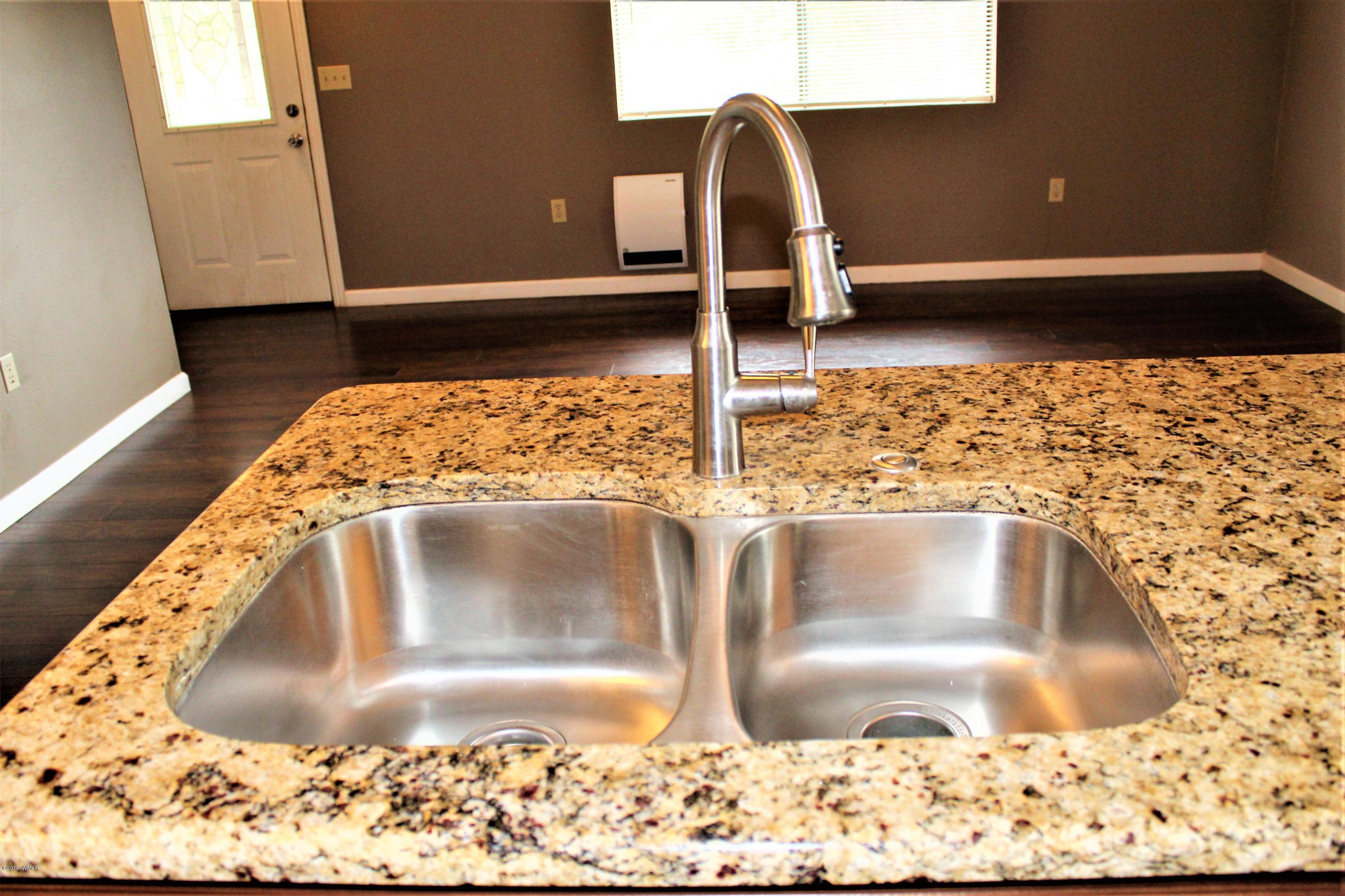 1087 Rim View Drive Show Low, AZ 85901 - Photo 22 of 66 Gallery Image 22
