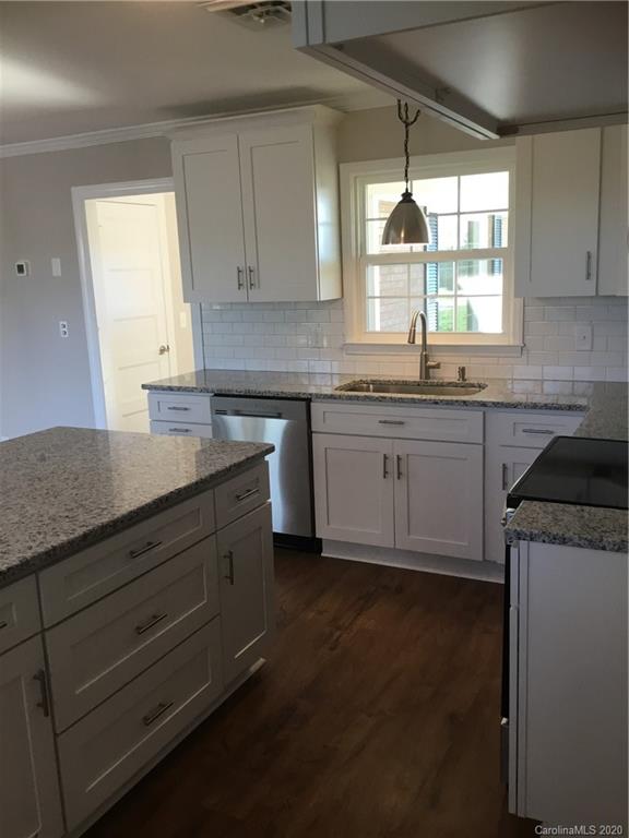 5608 Lander Benton Road Monroe, NC 28110 - Photo 3 of 37 Gallery Image 3