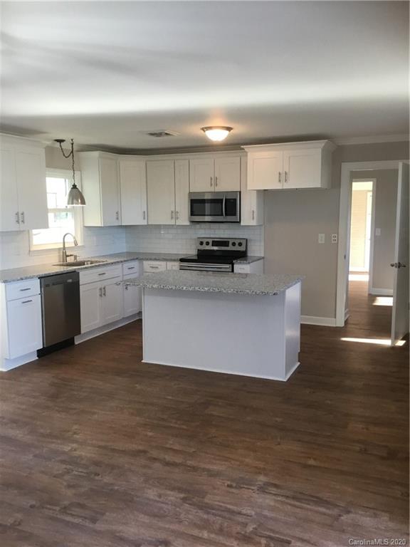 5608 Lander Benton Road Monroe, NC 28110 - Photo 6 of 37 Gallery Image 6