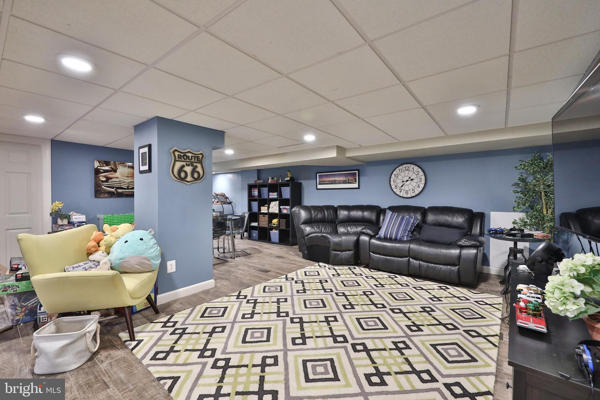 426 Vernon Road Jenkintown, PA 19046 - Photo 16 of 38