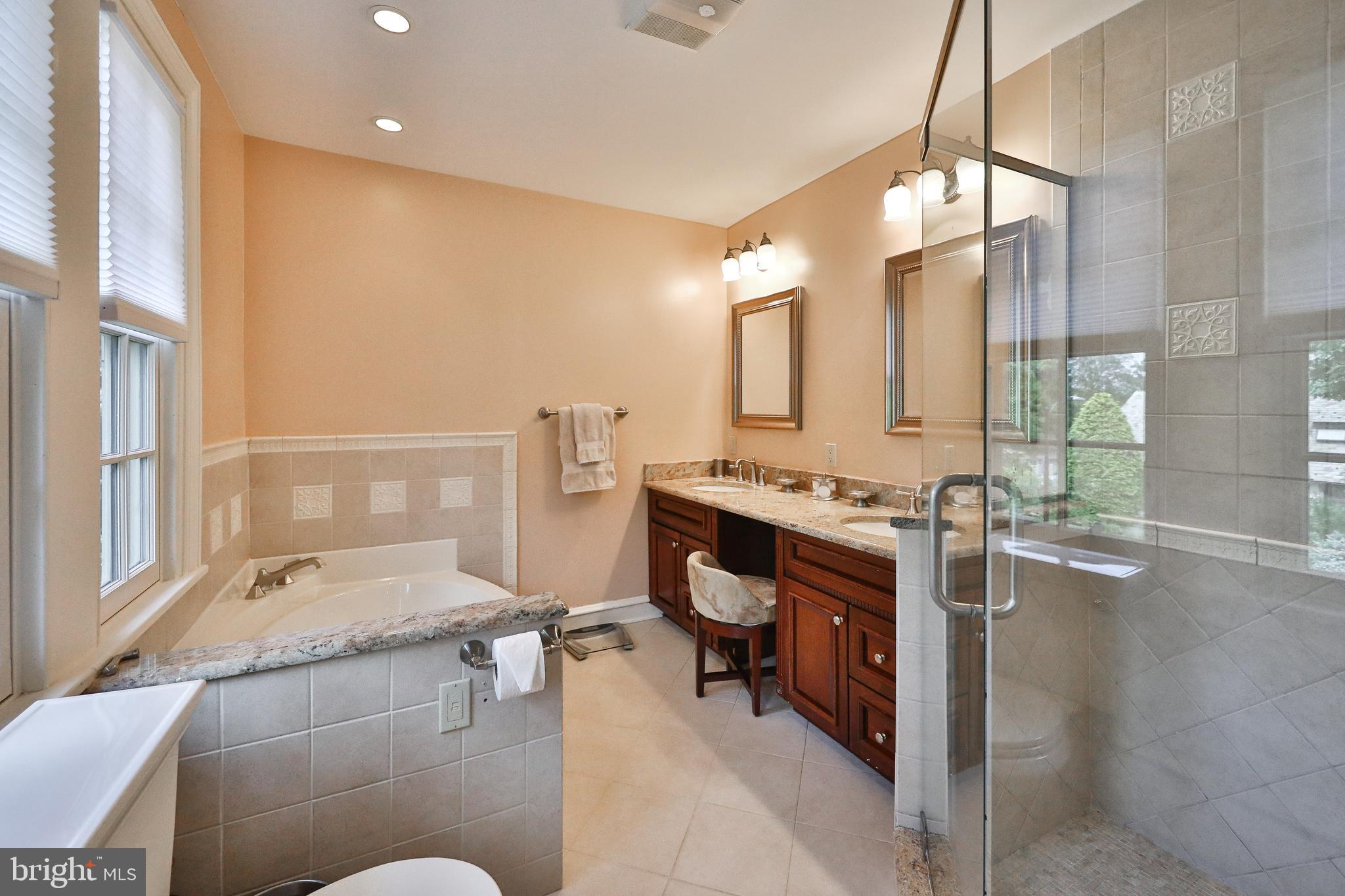 426 Vernon Road Jenkintown, PA 19046 - Photo 20 of 38