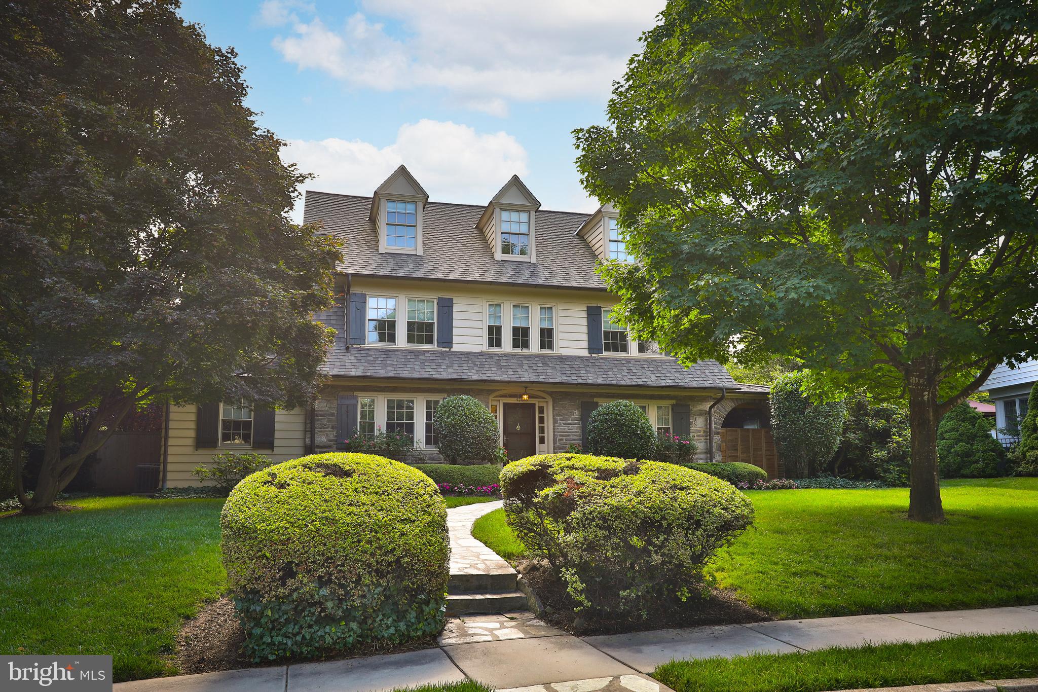 426 Vernon Road Jenkintown, PA 19046 - Photo 2 of 38