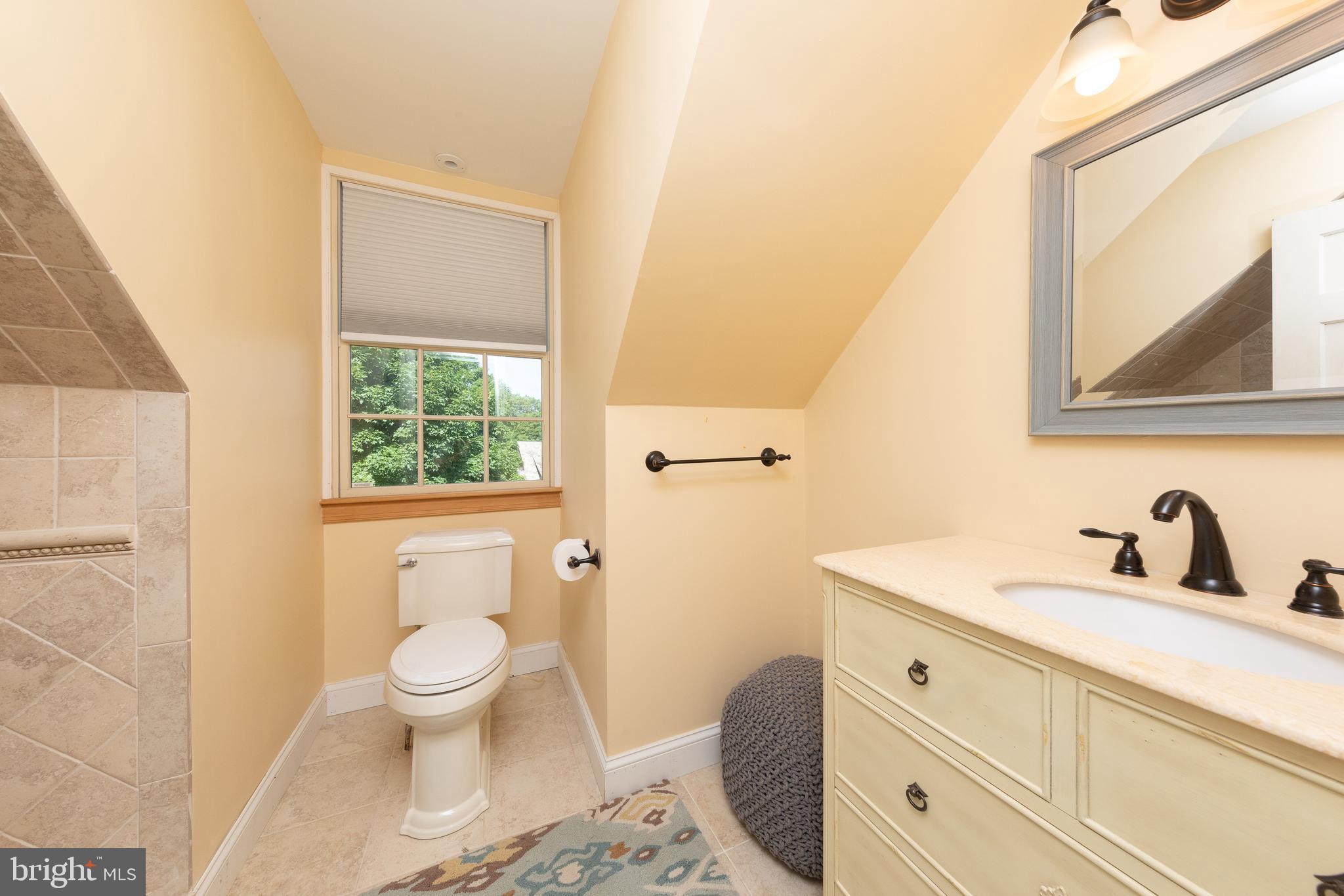 426 Vernon Road Jenkintown, PA 19046 - Photo 26 of 38