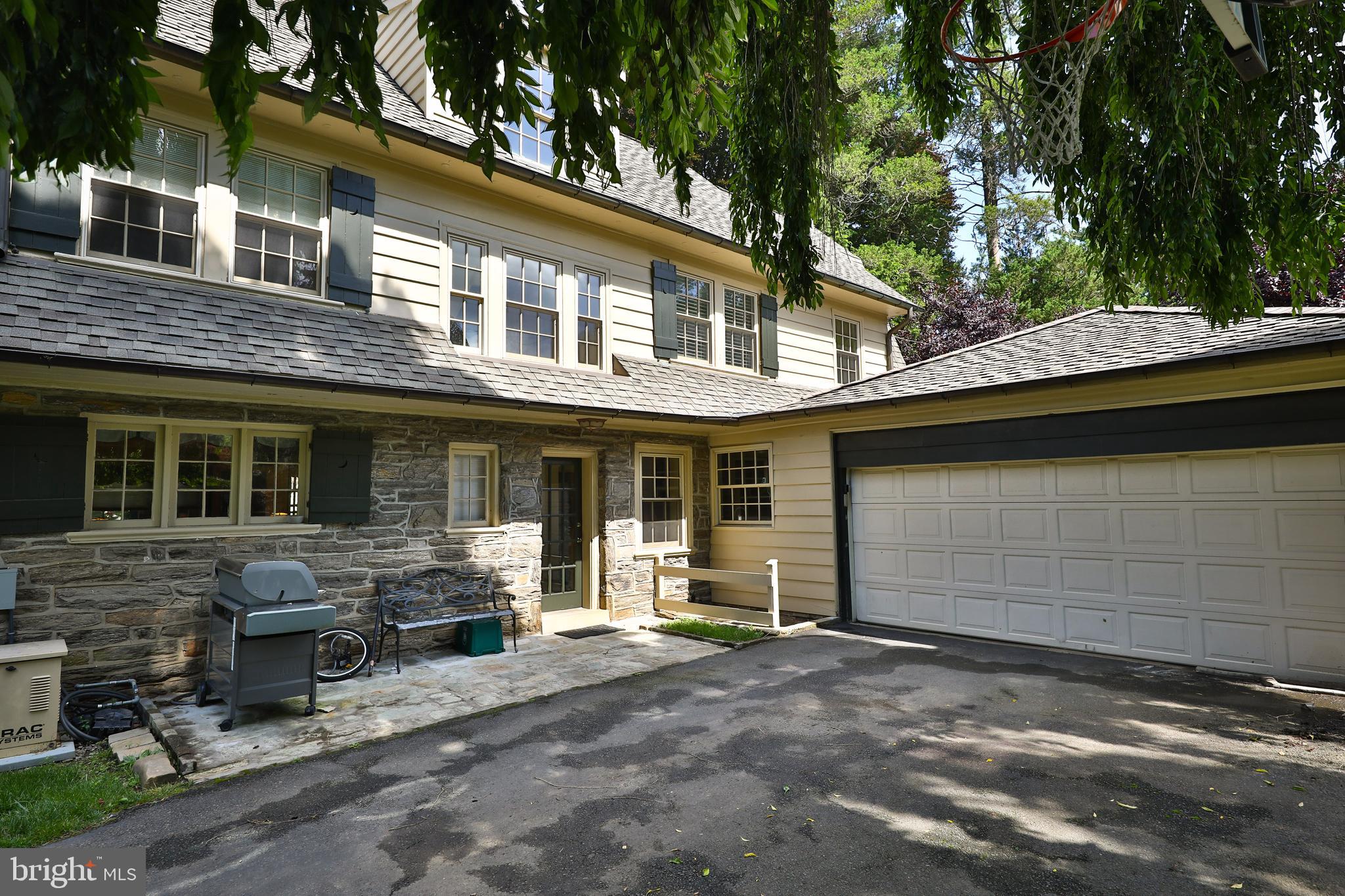 426 Vernon Road Jenkintown, PA 19046 - Photo 30 of 38