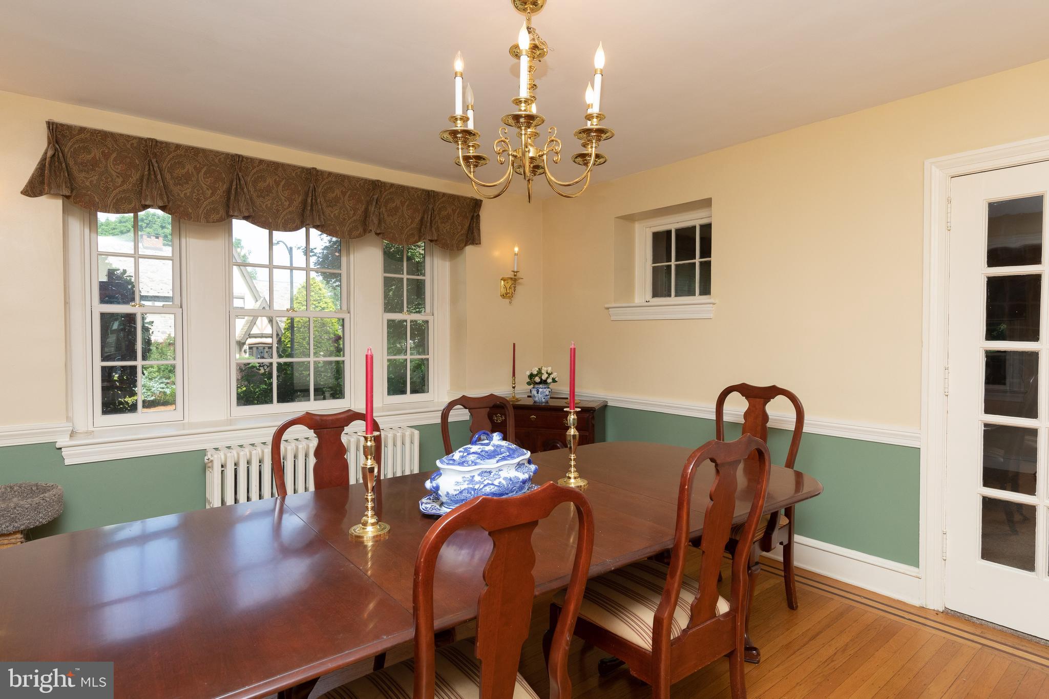 426 Vernon Road Jenkintown, PA 19046 - Photo 9 of 38