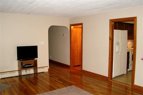 9 Marcus Road Wilmington, MA 01887 - Photo 3 of 30 Gallery Image 3
