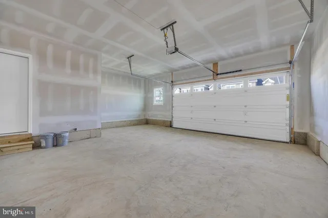 a view of a garage room