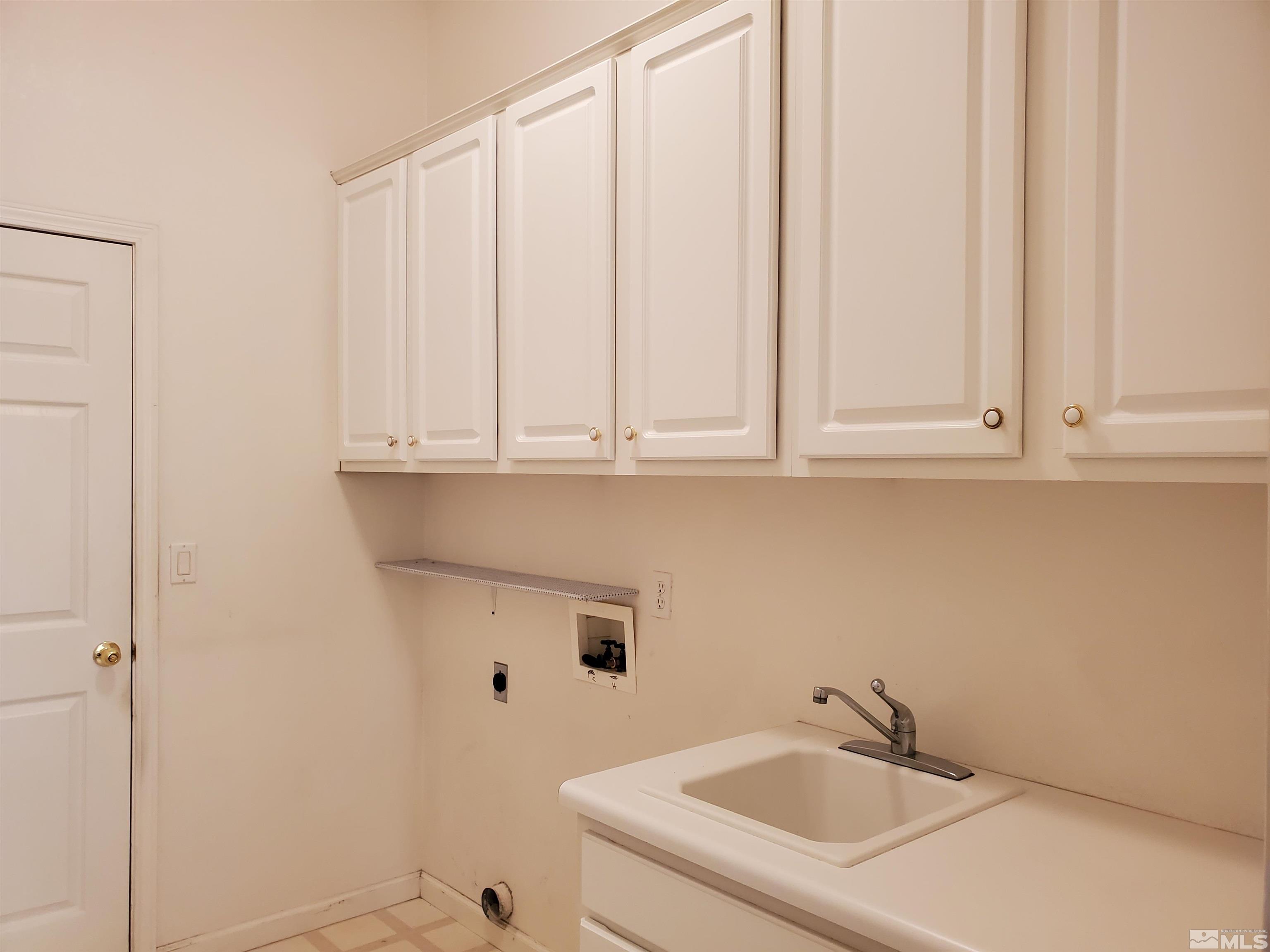 9980 Moccasin Court Reno, NV 89521 - Photo 19 of 28 Photo 19