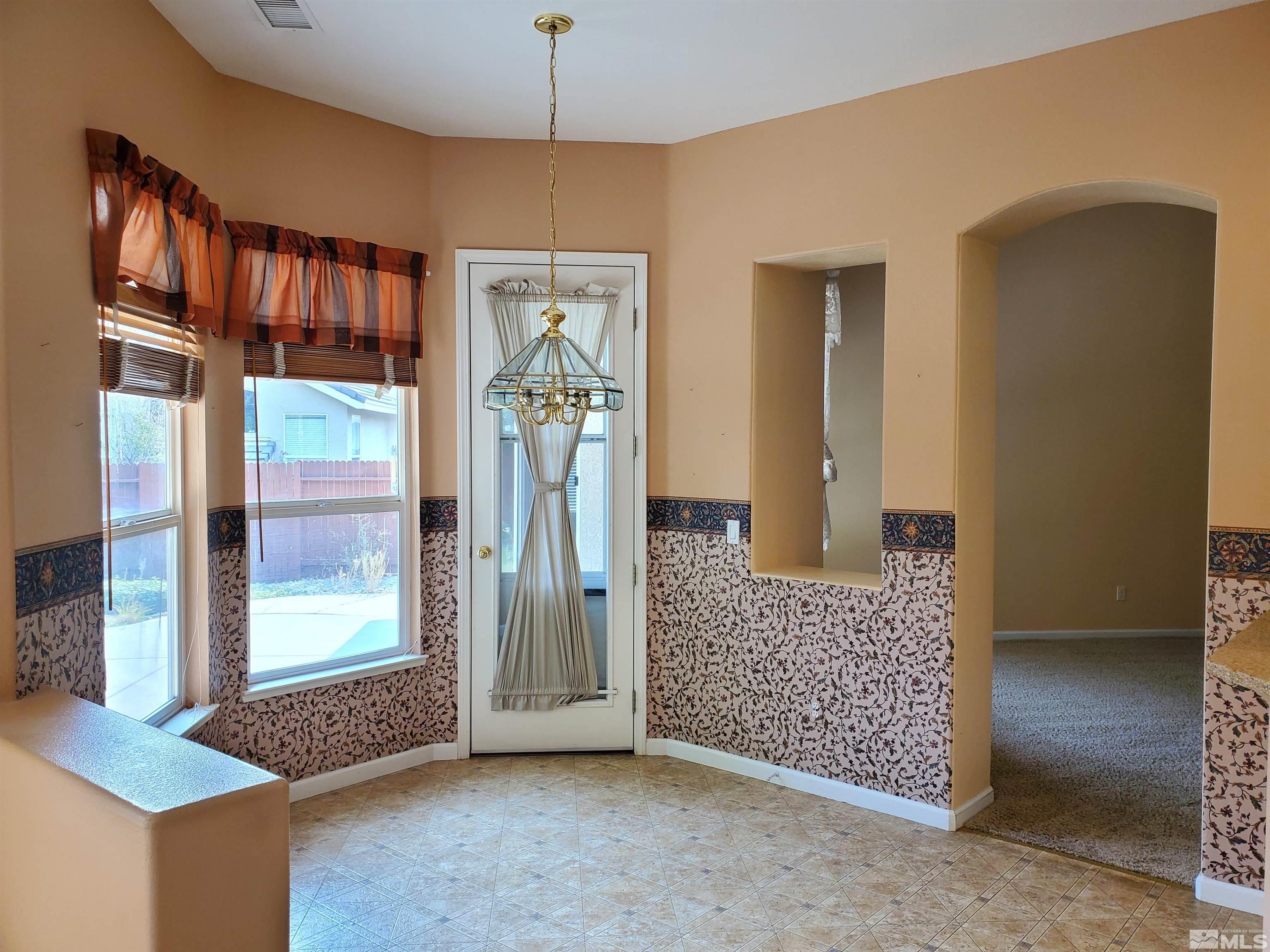 9980 Moccasin Court Reno, NV 89521 - Photo 9 of 28 Photo 9
