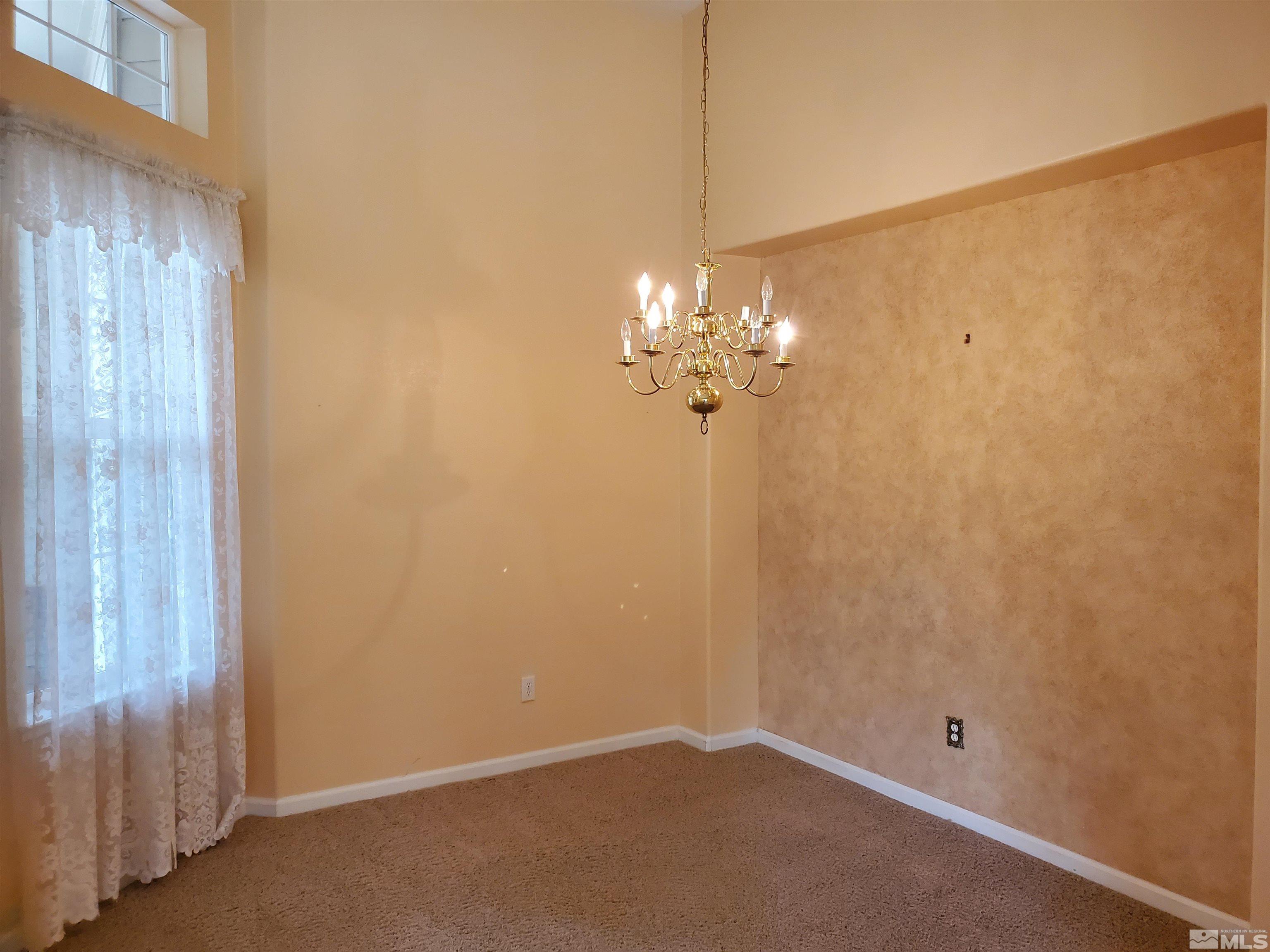 9980 Moccasin Court Reno, NV 89521 - Photo 10 of 28 Photo 10