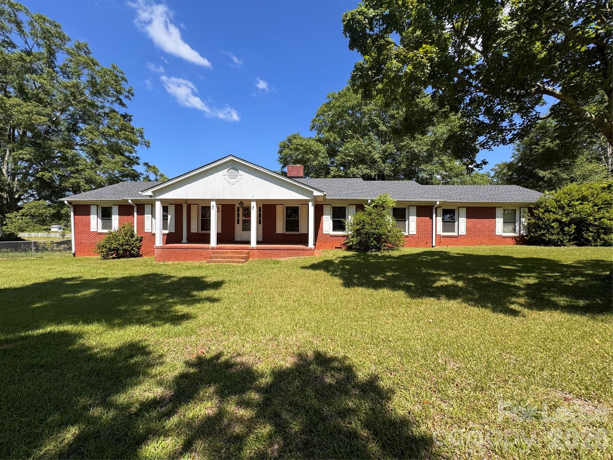 7381 Lockhart Road Sharon, SC 29742 - Photo 1 of 13