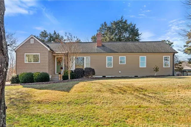 $450,000 | 3909 Johnson Street, High Point, NC 27265