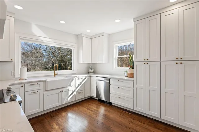 $450,000 | 3909 Johnson Street, High Point, NC 27265