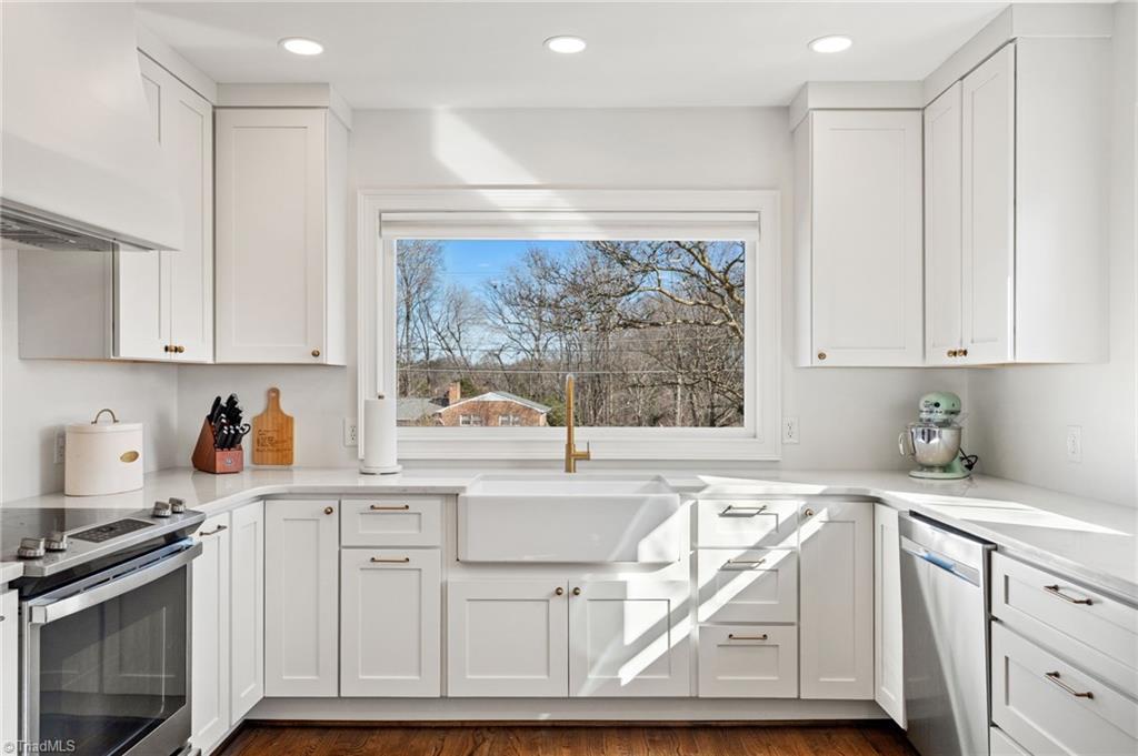 3909 Johnson Street High Point, NC 27265 - Photo 15 of 49 Gallery Image 15