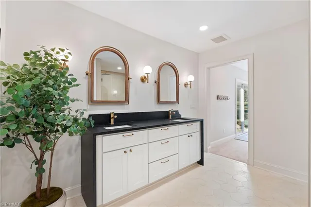 $450,000 | 3909 Johnson Street, High Point, NC 27265