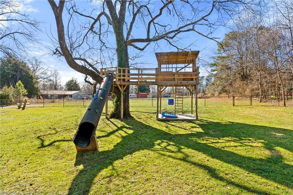 3909 Johnson Street High Point, NC 27265 - Photo 46 of 49 Gallery Image 46