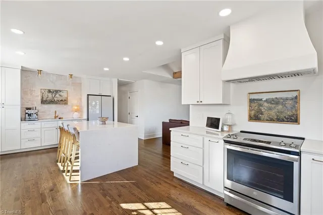 $450,000 | 3909 Johnson Street, High Point, NC 27265