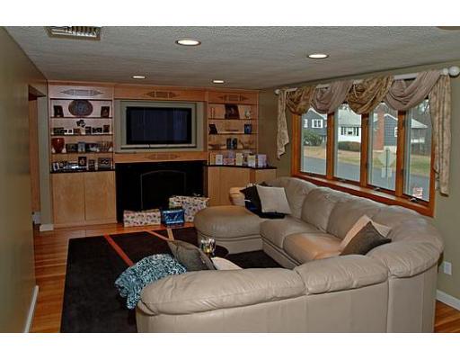 102 Dean Road Stoughton, MA 02072 - Photo 3 of 10 Gallery Image 3