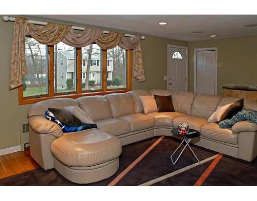 102 Dean Road Stoughton, MA 02072 - Photo 4 of 10 Gallery Image 4