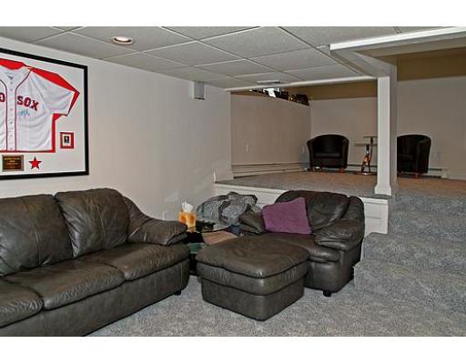 102 Dean Road Stoughton, MA 02072 - Photo 8 of 10 Gallery Image 8