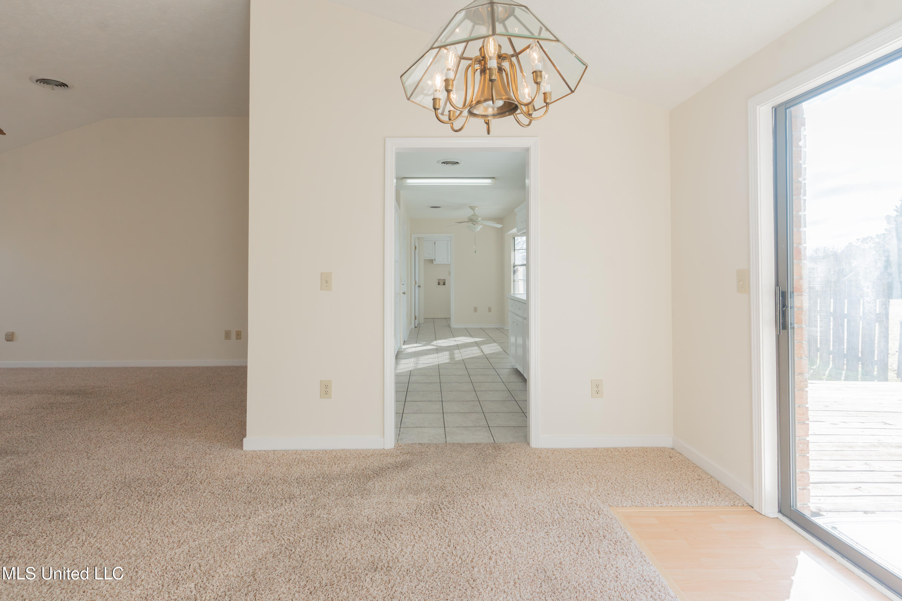 128 Villa Way Clinton, MS 39056 - Photo 12 of 43 12-DiningArea