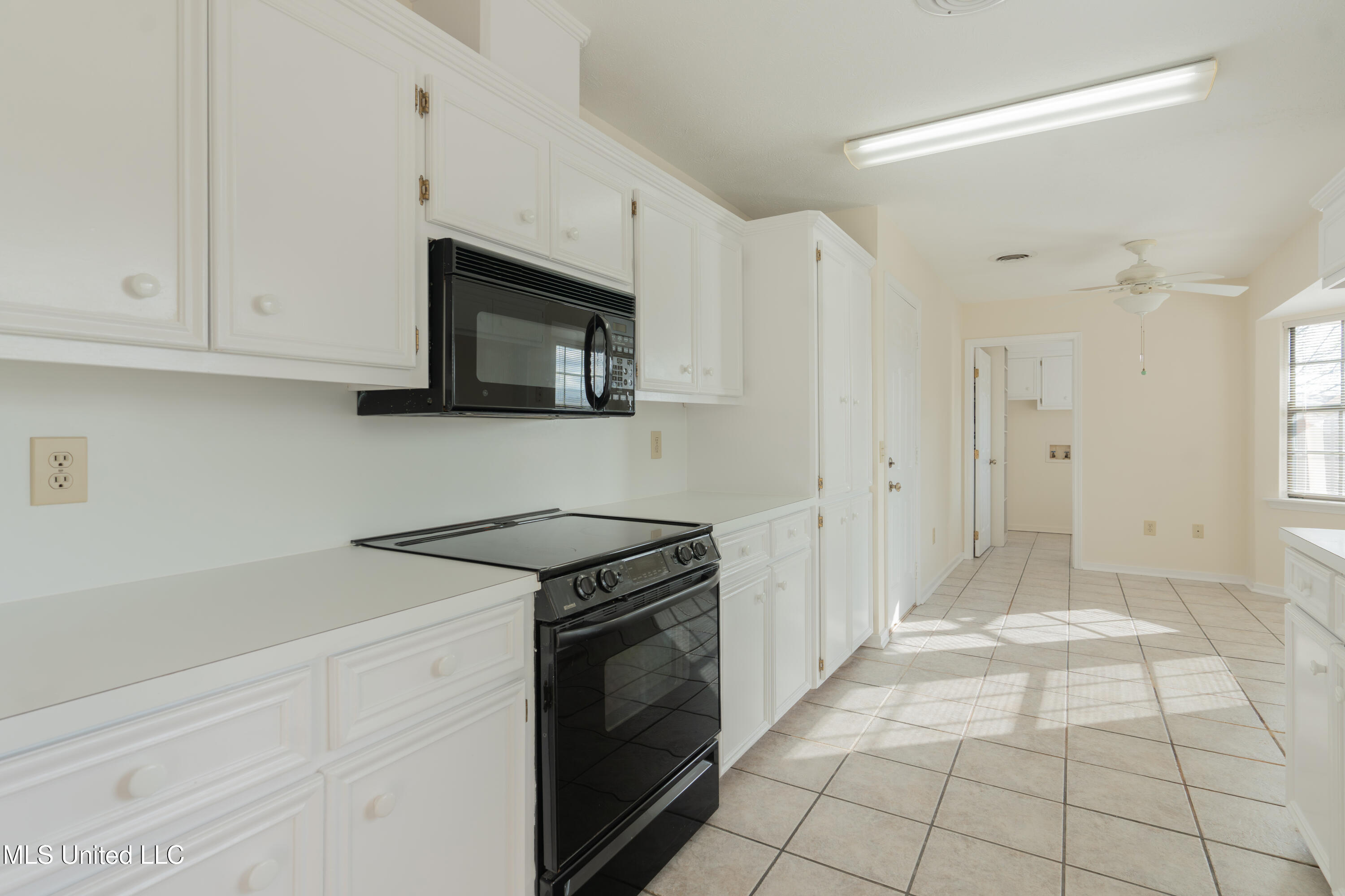 128 Villa Way Clinton, MS 39056 - Photo 14 of 43 14-Kitchen