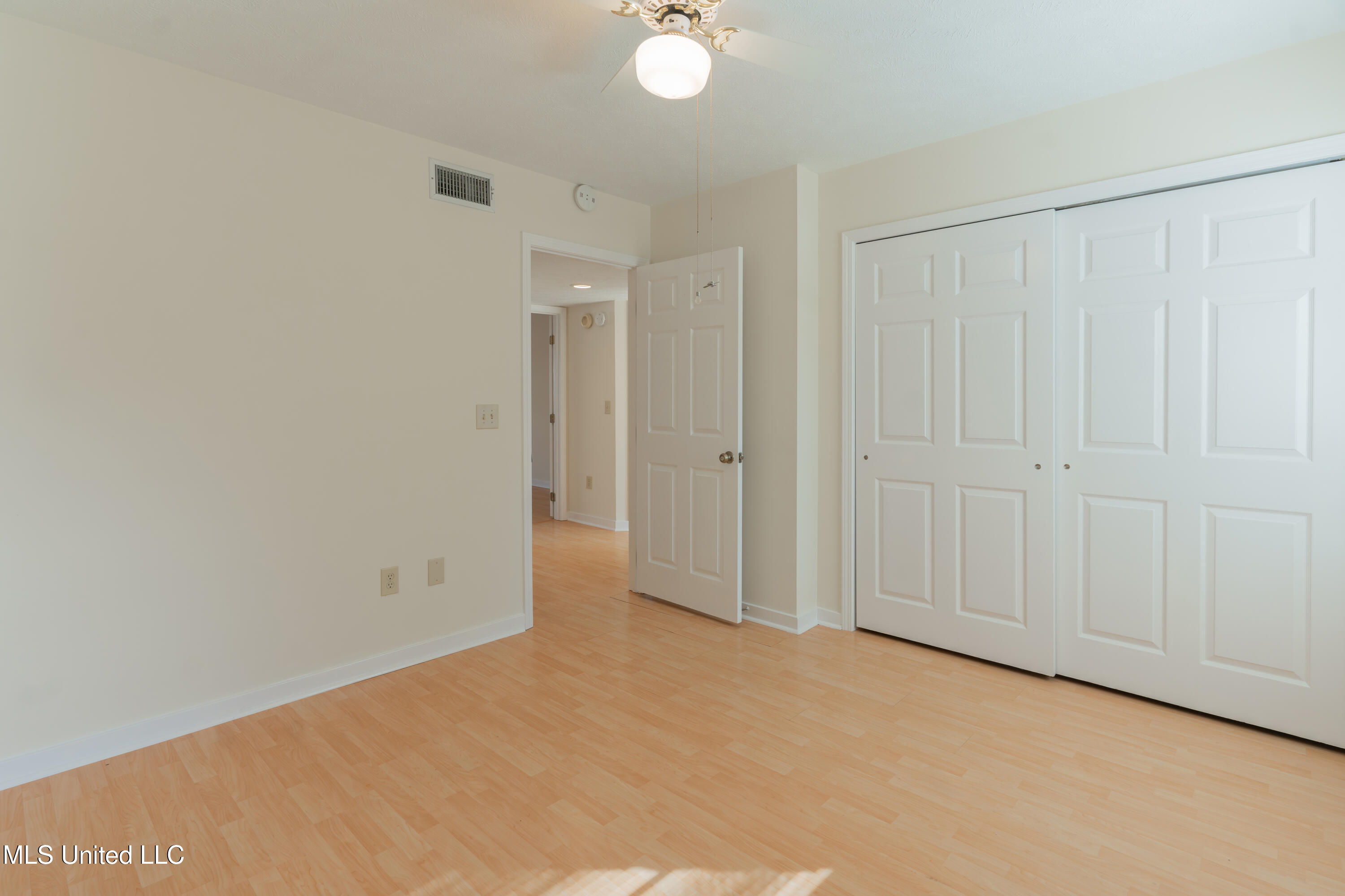 128 Villa Way Clinton, MS 39056 - Photo 33 of 43 33-Bedroom2