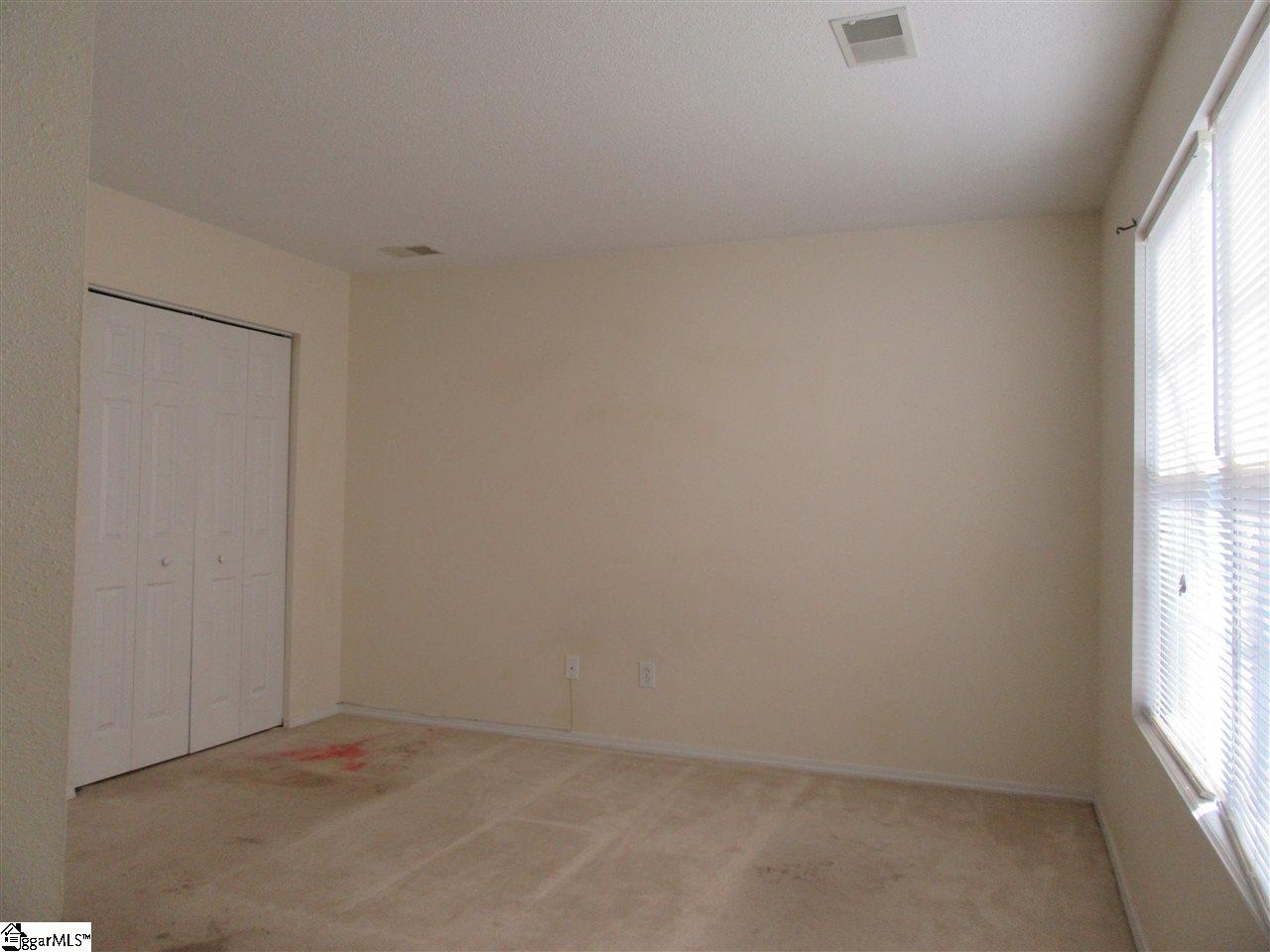 4 Deer Ridge Court Greenville, SC 29607 - Photo 4 of 15 Gallery Image 4