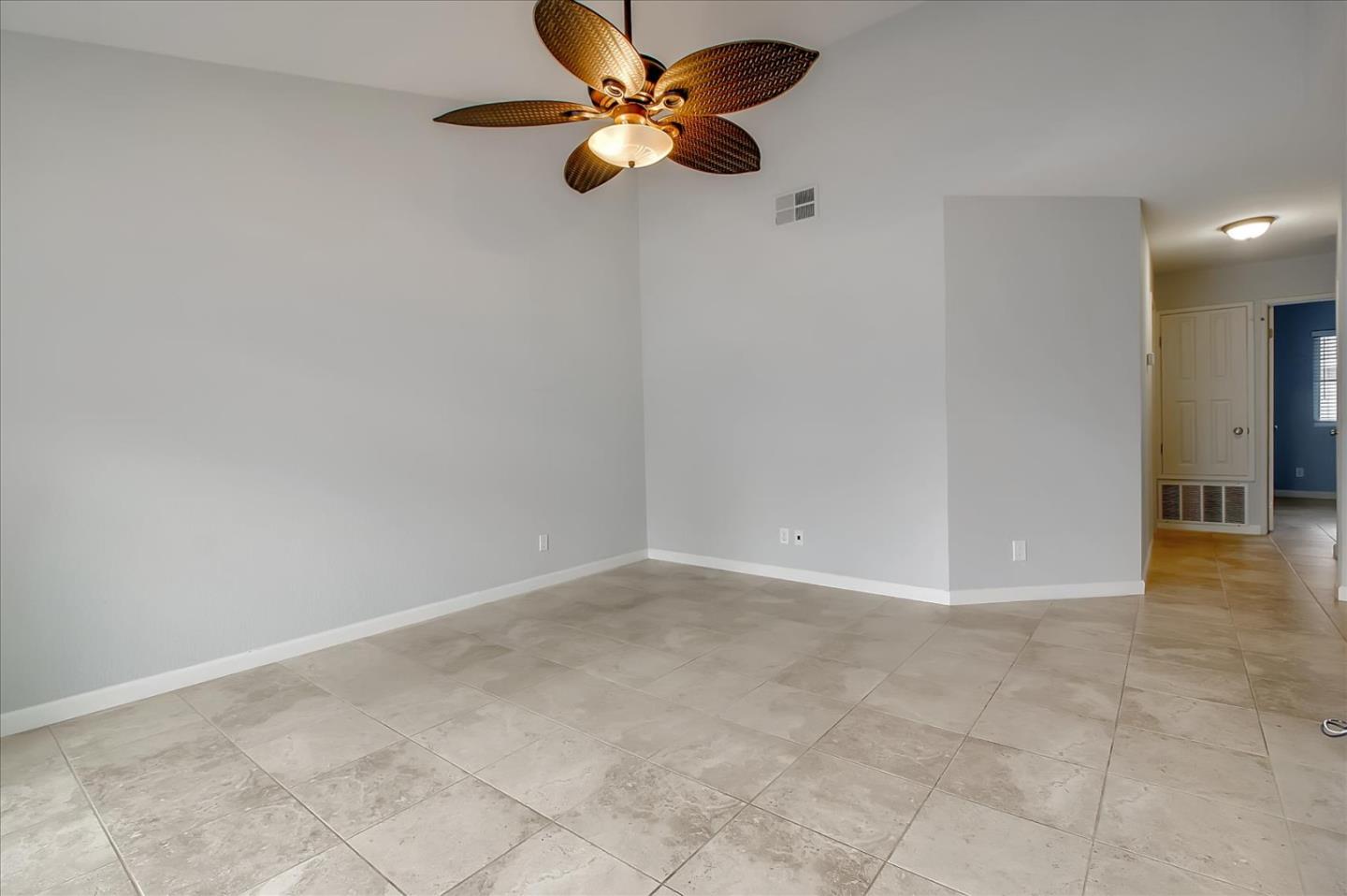 275 Shadow Dance Drive San Jose, CA 95110 - Photo 4 of 31 a view of an empty room