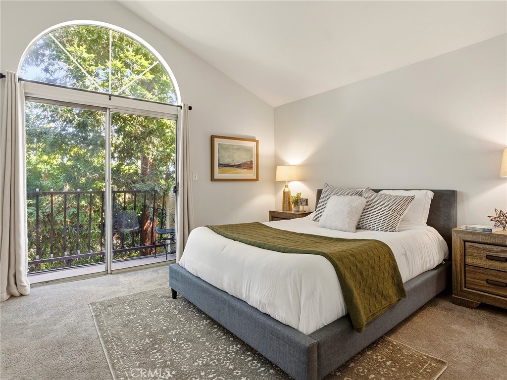 11044 Acama Street, Unit 302 Studio City, CA 91602 - Photo 25 of 49 Bedroom