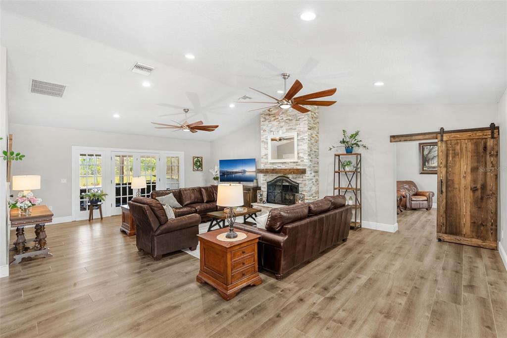 650 Old Mims Road Geneva, FL 32732 - Photo 13 of 90