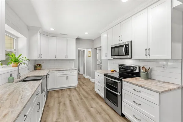 $1,300,000 | 650 Old Mims Road, Geneva, FL 32732