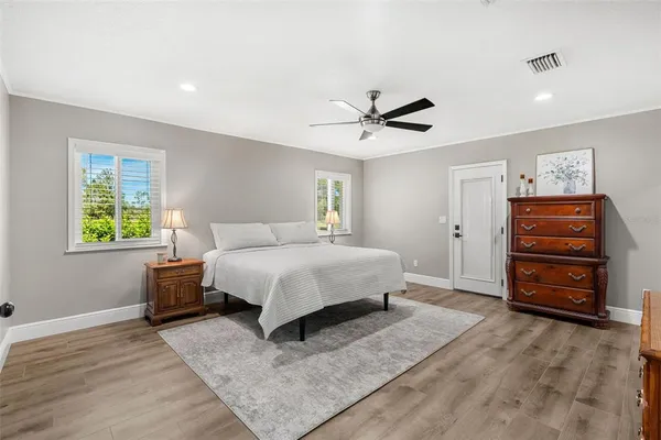 $1,300,000 | 650 Old Mims Road, Geneva, FL 32732
