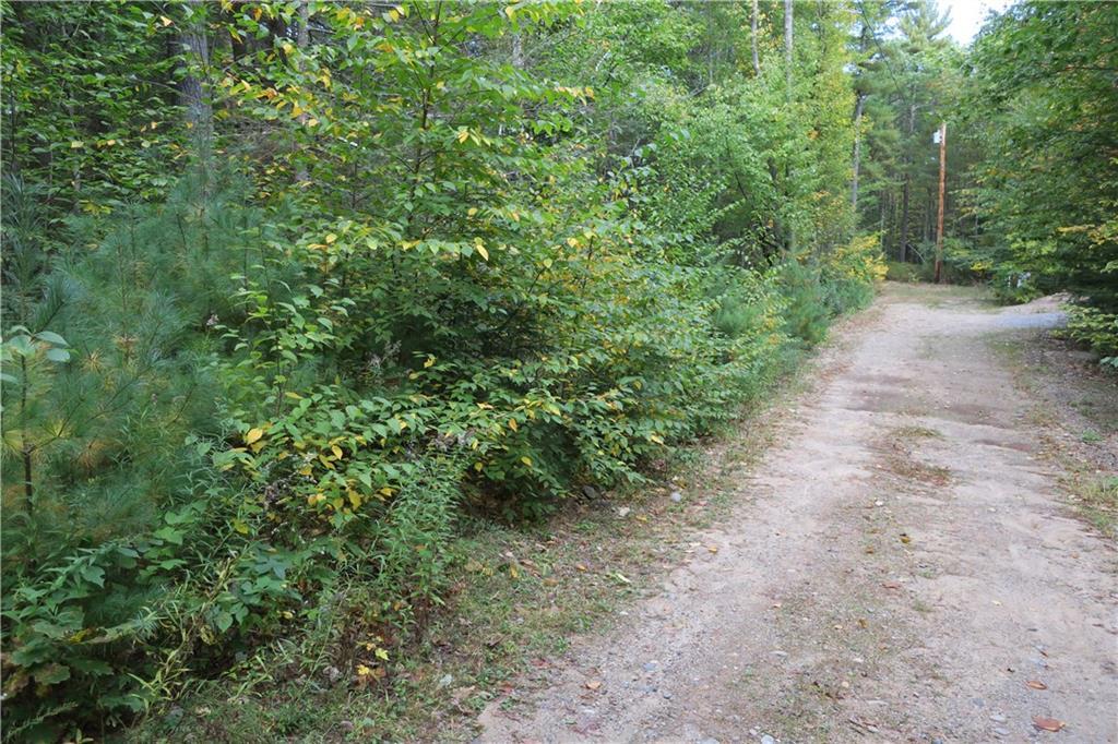 186 Mountain Road York, ME 03902 - Photo 3 of 7 Photo