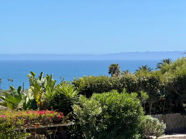 $3,295,000 | 556 La Marina, Santa Barbara, CA 93109