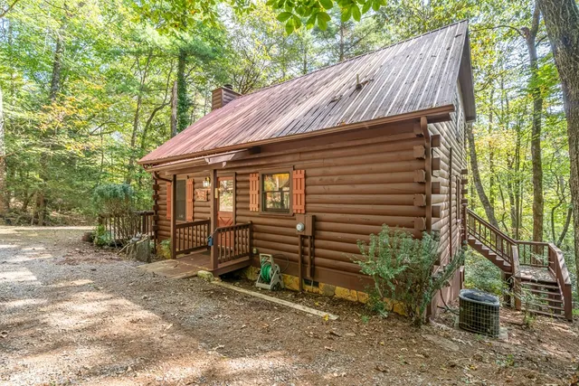 $375,000 | 804 Pocaset Drive, Ellijay, GA 30540