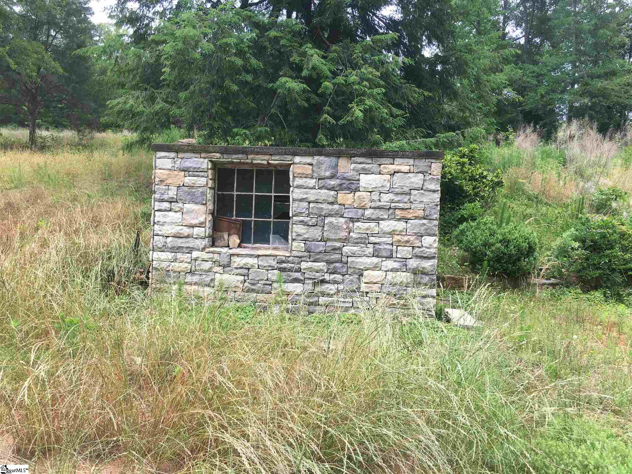30 Stallings Road Taylors, SC 29687 - Photo 3 of 10