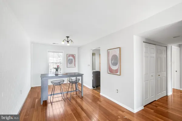 $2,100 | 788 Quince Orchard Boulevard, Unit 201, Gaithersburg, MD 20878