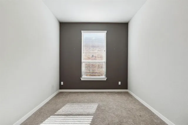 $2,995 | 1305 Swan Trail, Argyle, TX 76226