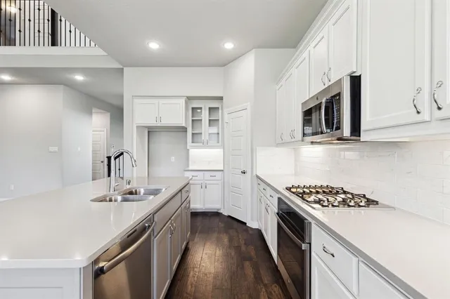 $2,995 | 1305 Swan Trail, Argyle, TX 76226