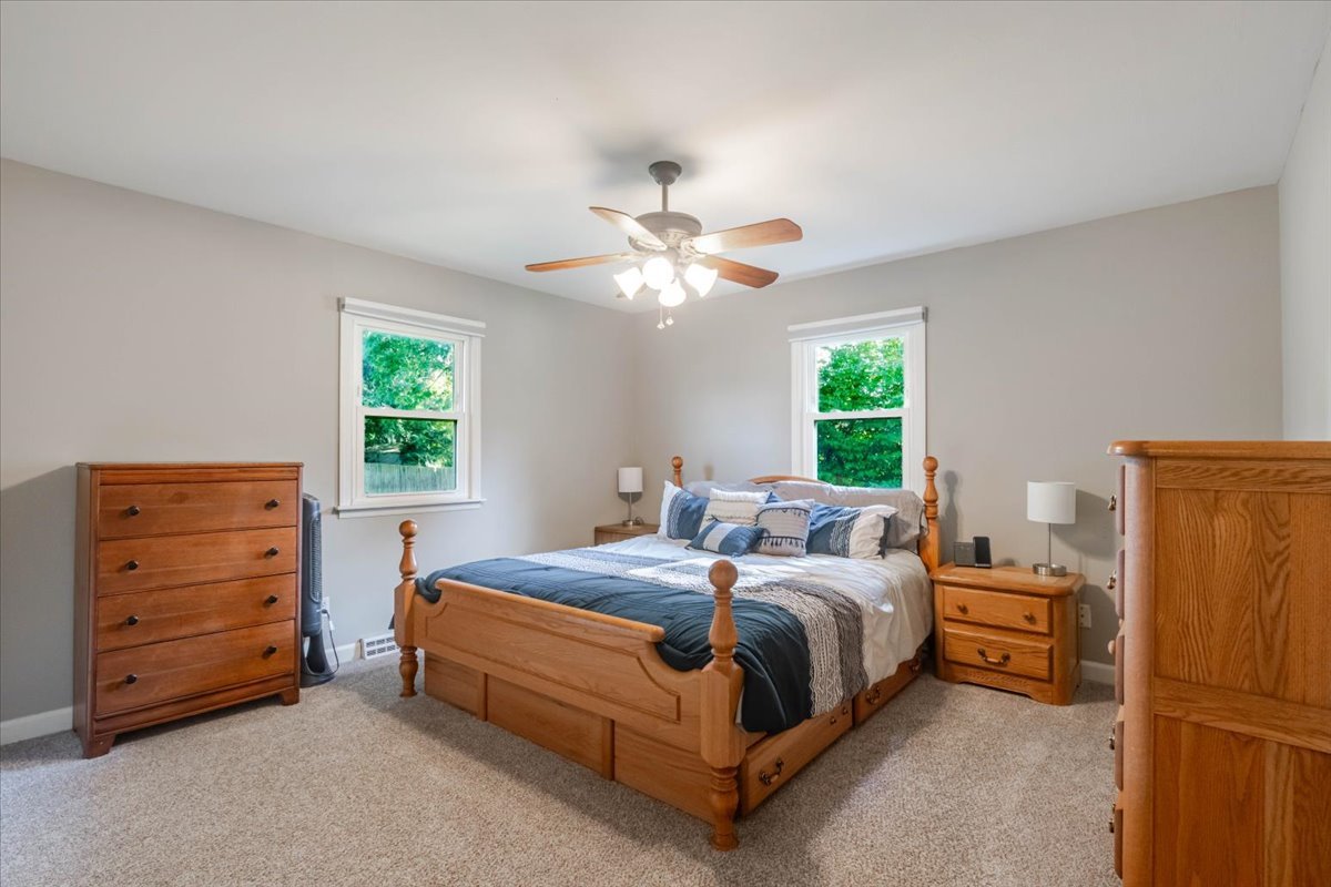 901 Ruston Avenue Normal, IL 61761 - Photo 15 of 40