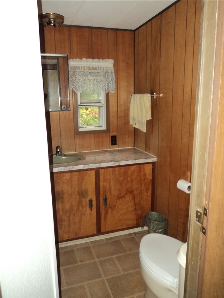 19 Hunt Road Kingston, NH 03848 - Photo 8 of 21