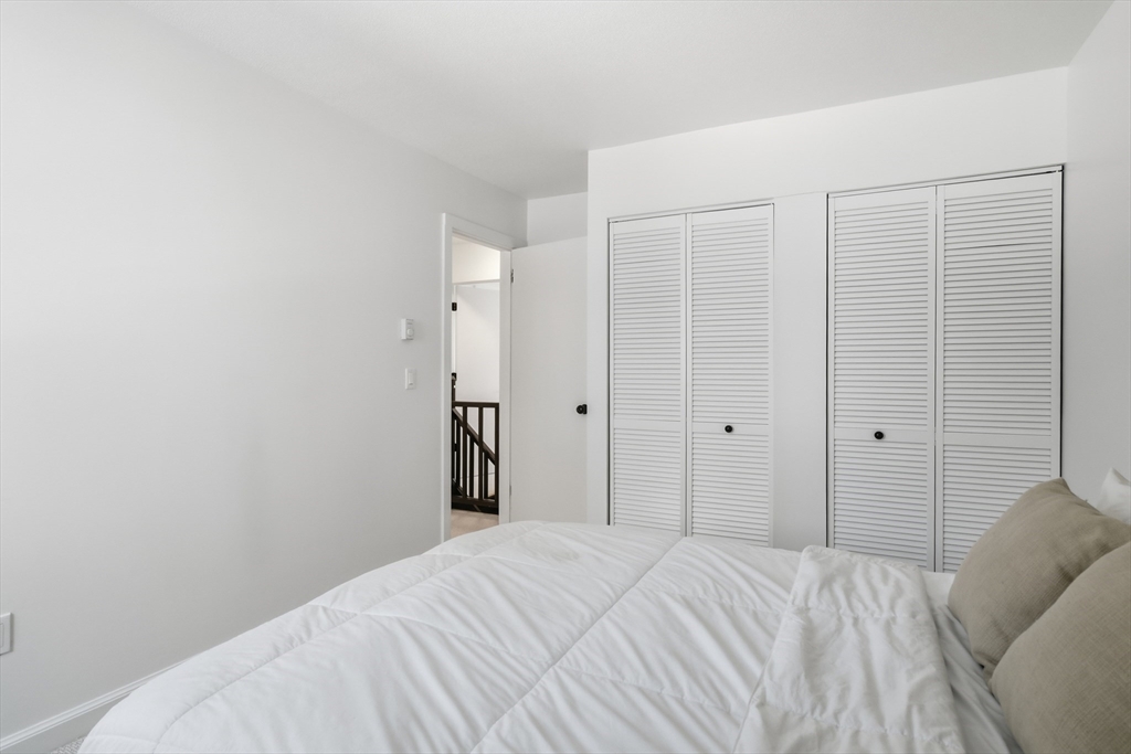 4 Pebblestone Circle, Unit 4 Suffield, CT 06078 - Photo 24 of 38