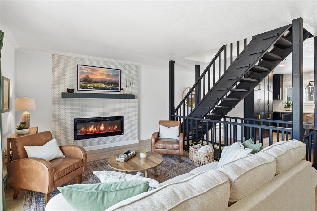 4 Pebblestone Circle, Unit 4 Suffield, CT 06078 - Photo 10 of 38