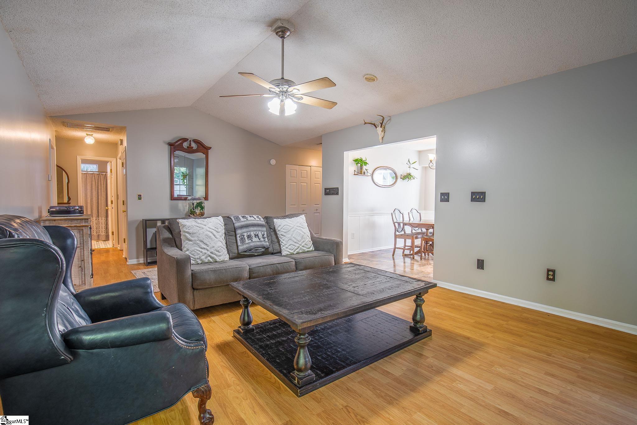 142 West Fall River Way Simpsonville, SC 29680 - Photo 11 of 34 Gallery Image 11
